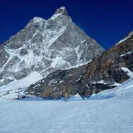Cielo Alto Studio Apartment Breuil-Cervinia Esterno foto